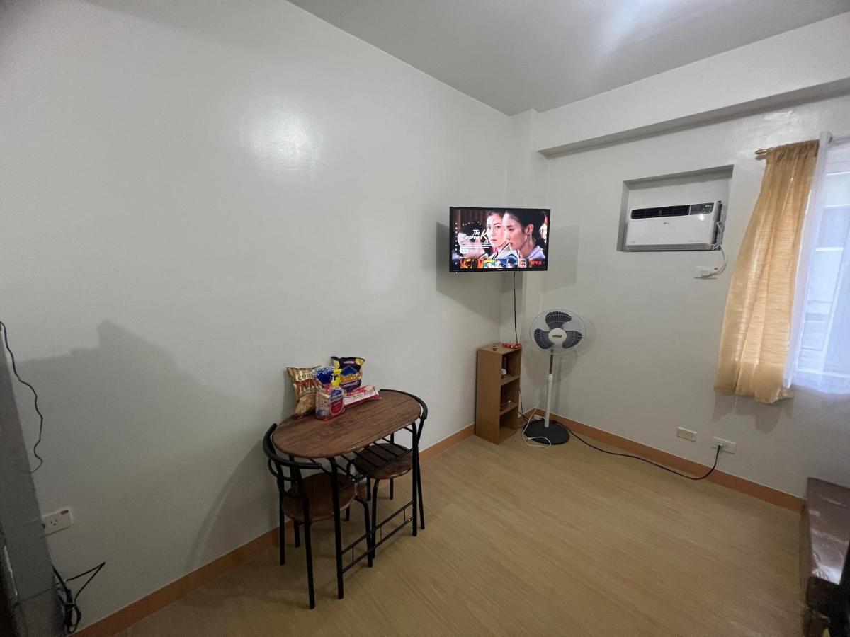 Lovers Inn Qc Quezon City Esterno foto